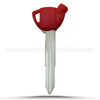 SUZUKI SZ17R Kırmızı Mıknatıslı Çip Geçme Motor Anahtarı